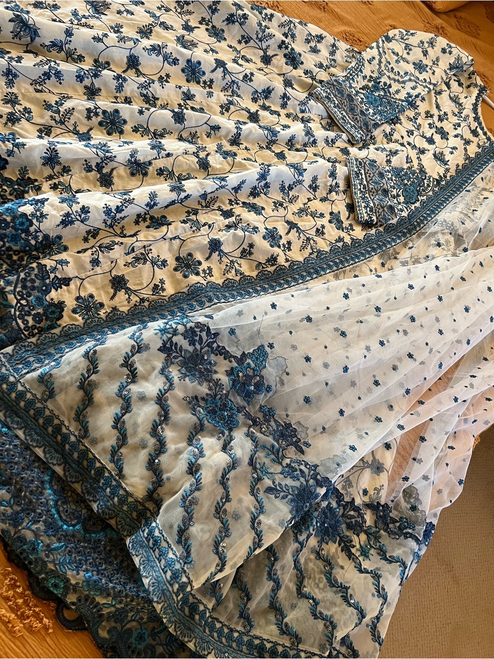 Elegant Blue & White Floral Maxi Dress with Sheer Dupatta brand Faiza saqlain - Picture 10 of 17